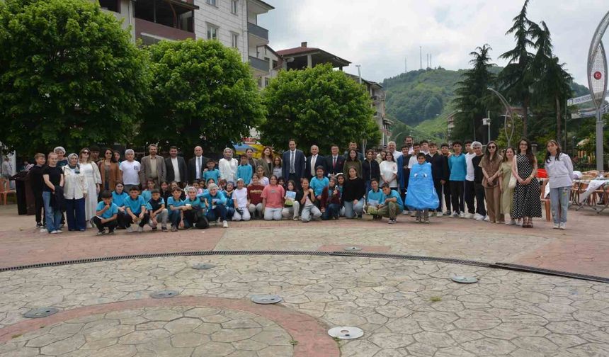 Ordu'da öğrenciler önce yarıştı, sonra hayırda buluştu