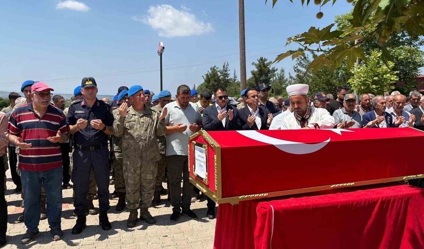 Osmaniye'de Kıbrıs gazisi Durdu Mehmet Köken son yolculuğuna uğurlandı