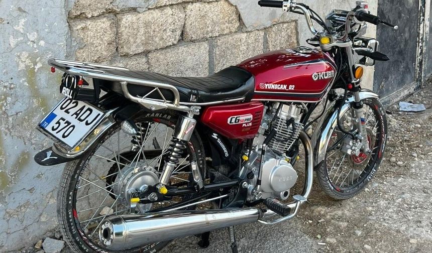 Park halindeki motosiklet çalındı