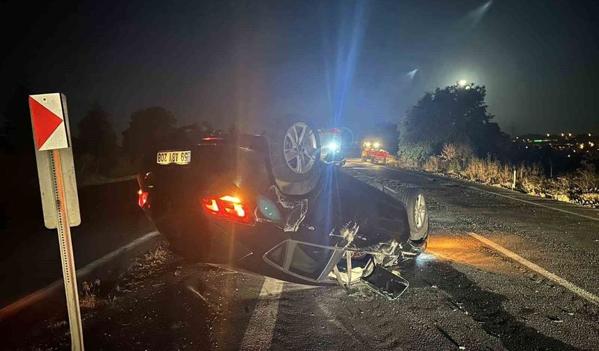 Römorka çarpan otomobil takla attı: 1 yaralı