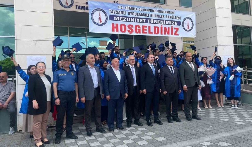 Tavşanlı TUBİF'te görkemli mezuniyet