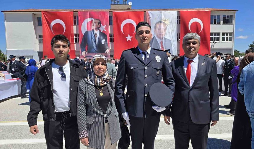 Terör gazisi olan babasıyla birlikte gurur dolu anlar yaşadı