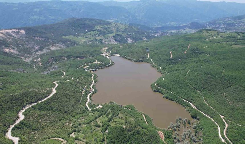 Tokat'ın saklı cenneti Zinav Gölü doğaseverleri mest ediyor