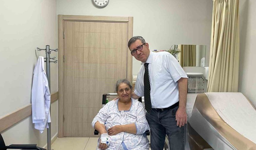 Triküspit kapak yetersizliğinde girişimsel tedavi yöntemi