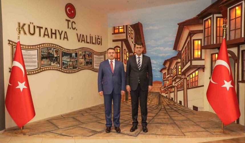 Uşak Valisi Kartal'dan Kütahya Valisi Işın'a iade-i ziyaret