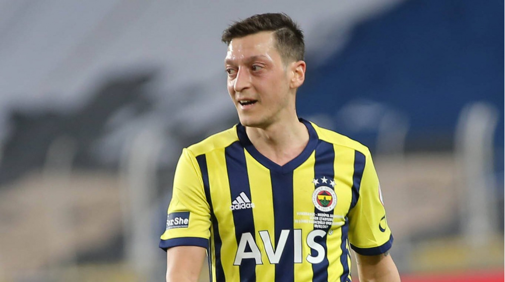 Mesut Ozil Fenerbahce 2021 1613240650 56495