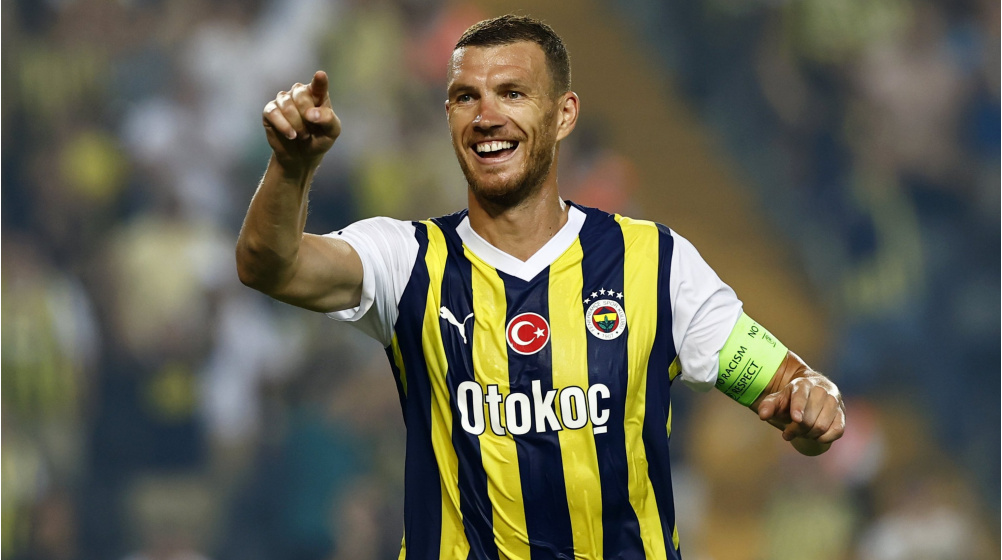 Edin Dzeko Fenerbahce 1690442130 112577