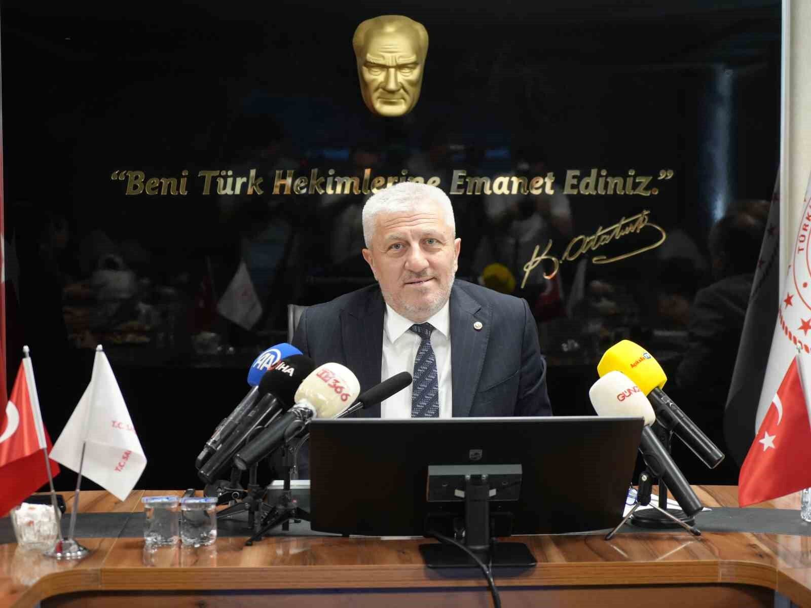 Kastamonu İl Sağlık Müdürü Dr. Yavuzyılmaz: 'Herhangi bir hastanenin kapatılması ya da tabelasının indirilmesi söz konusu değildir'