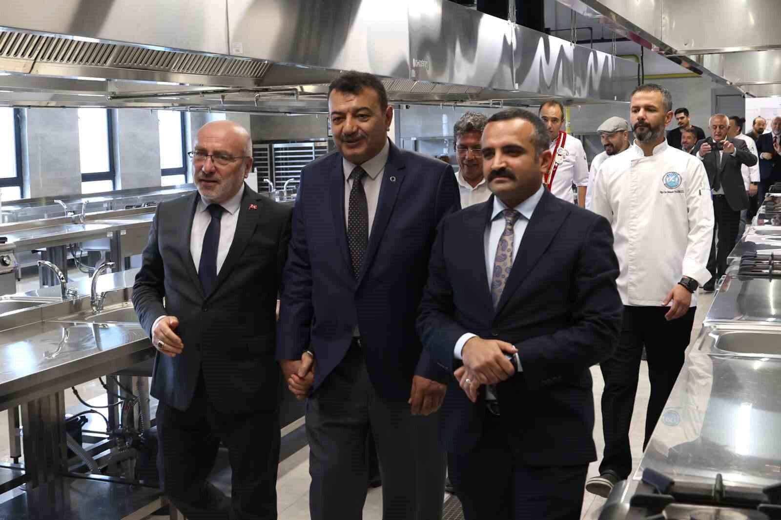 KAYÜ'de Dr. Makbule Çıkrıkçıoğlu Gastronomi ve Mutfak Sanatları Uygulama Merkezi'nin açılışı yapıldı