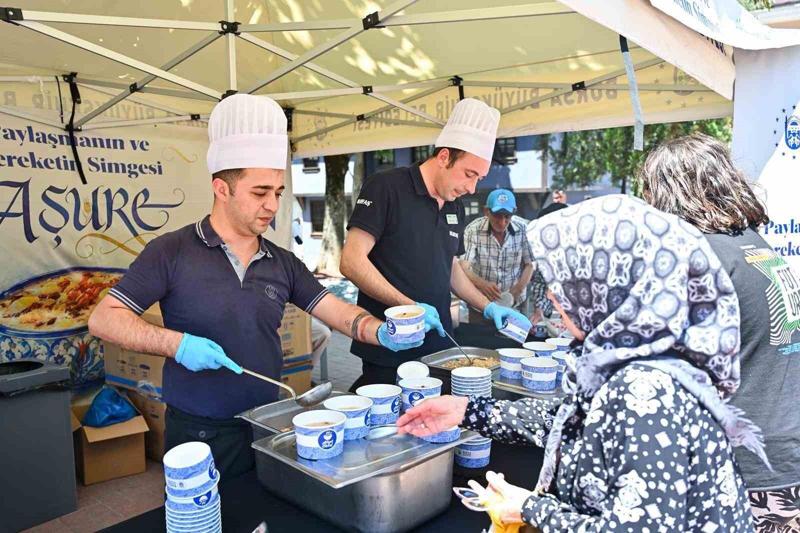 Nilüfer'de muharrem ayının bereketi yaşanıyor